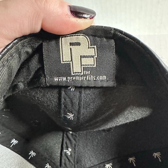 Mens premiere fits blvd supply faux leather black snapback cap OSFM - Picture 8 of 8